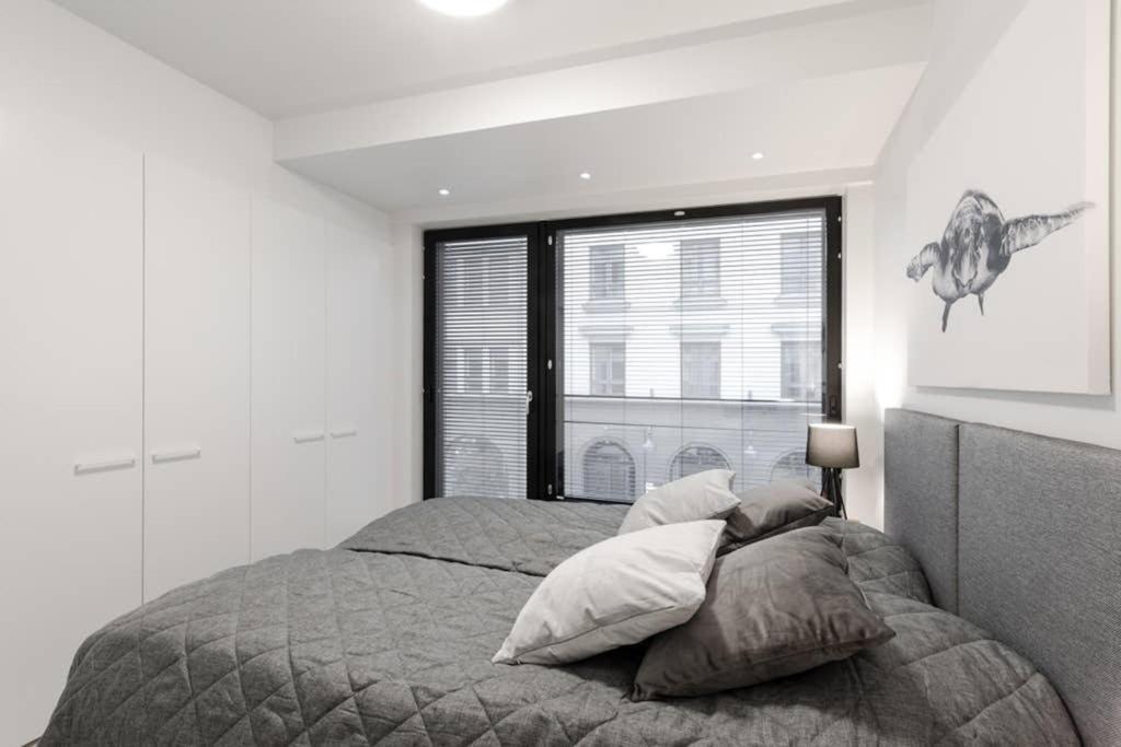 Sleek And Spacious 3 Bedroom In Centre Appartement *